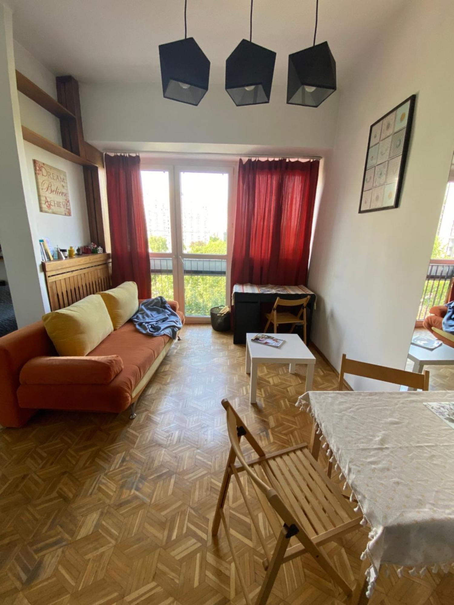 Ohmyhome - Sunny Apartment In City Center Warschau Buitenkant foto